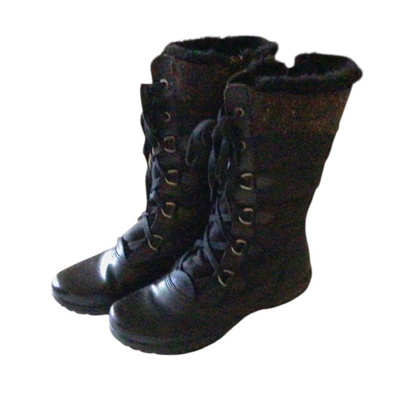 Baretraps Black Lace-Up Boots 10 - Picture 1 of 8